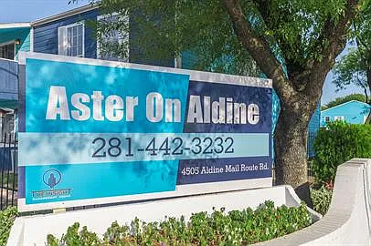 Aster on Aldine — Photo 3