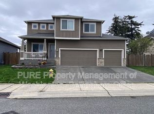 2430 SW Navigator Loop, Oak Harbor, WA 98277