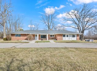 650 Grace Ave, Rochester Hills, MI 48307