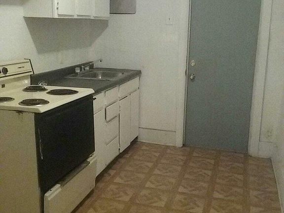 2nd image of 1487 W 7th St