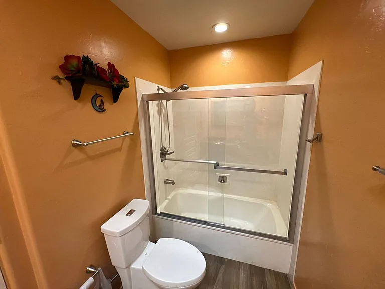 9731 E Kleindale Rd — Photo 14