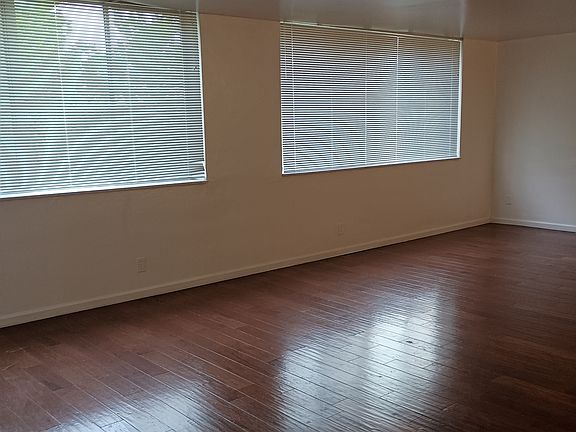 4th image of 7509 York Dr #As