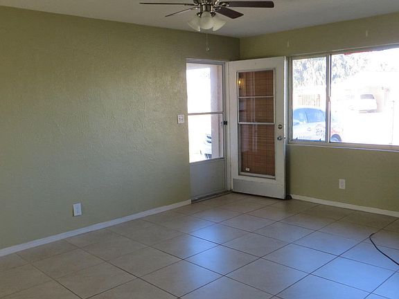 3rd image of 12 Seaside Dr