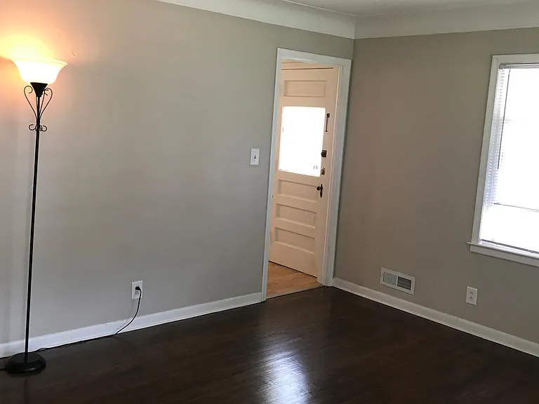 805 Brookley Blvd — Photo 3