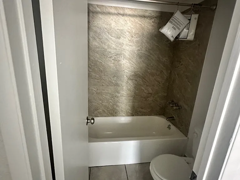 7729 Ventura Canyon Ave #6 — Photo 10