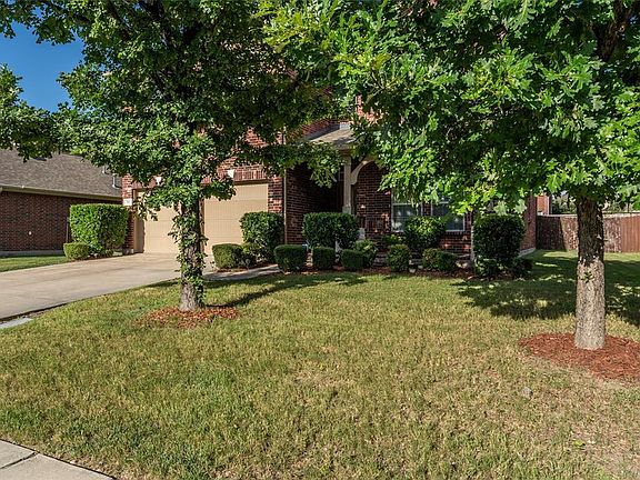 3rd image of 743 Marina Vista Dr