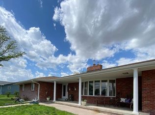 1225 North St, Cambridge, NE 69022