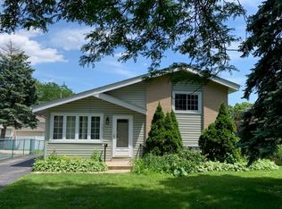 547 N Wisconsin Ave, Villa Park, IL 60181