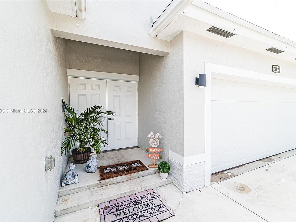 1st image of 2802 Washington Dr
