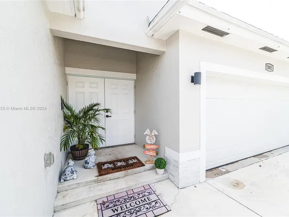 2802 Washington Dr, Pompano Beach, FL 33311