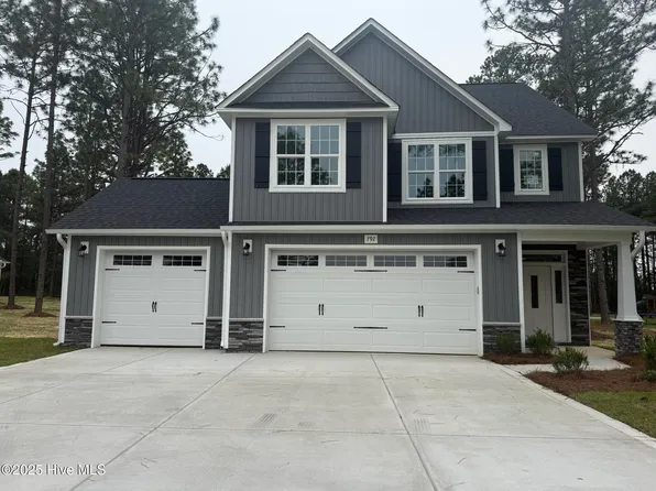 792 Winds Way, Aberdeen, NC 28315