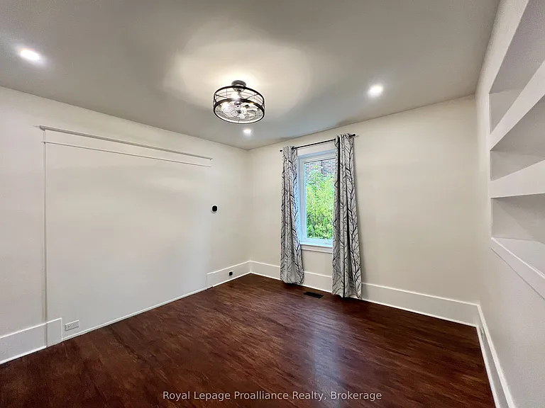 220 Foster Ave #B — Photo 13