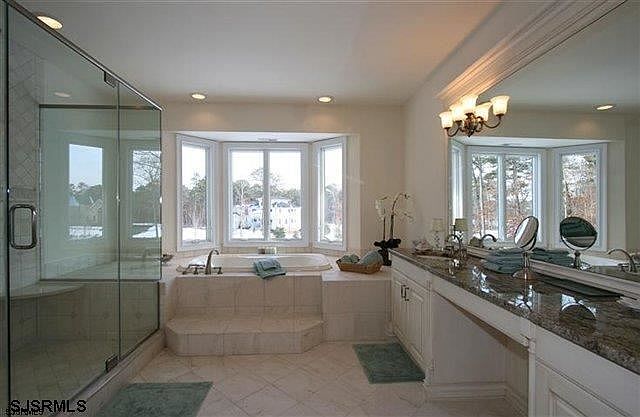 2nd image of 11 N Cavesson Dr