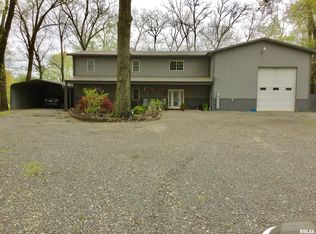 1508 W Stotlar St, Herrin, IL 62948