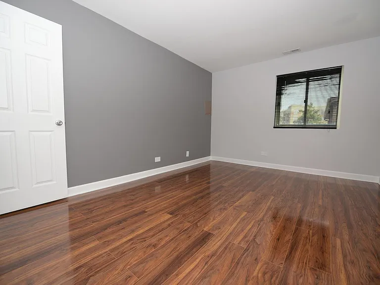 650 Perrie Dr #301 — Photo 16