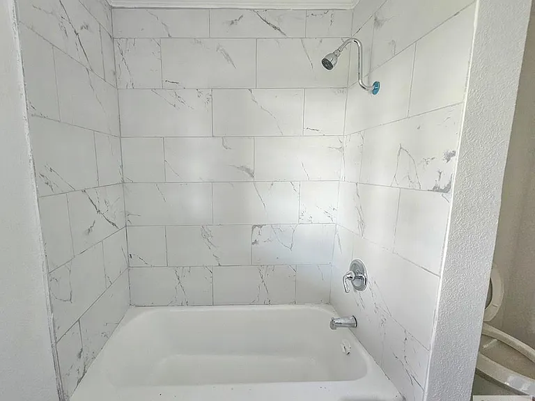 30 Acacia Lake Dr — Photo 10