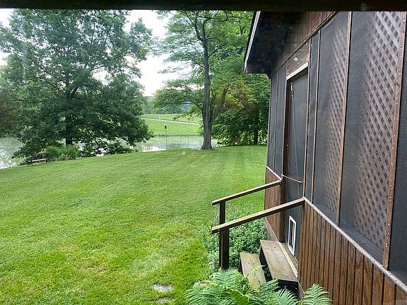 2nd image of 200 Whippoorwill Ln #5