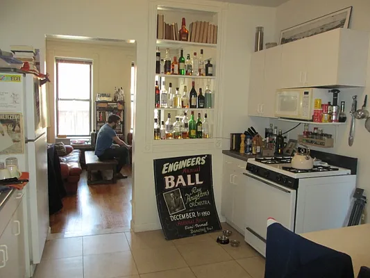 Rented by Citi Habitats | media 25