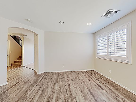 4th image of 8160 Wildwood Glen Dr