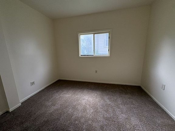 4th image of 2241 13th St SW #1