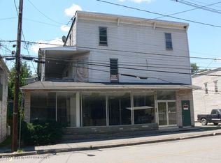 52 N Main St, Nicholson, PA 18446