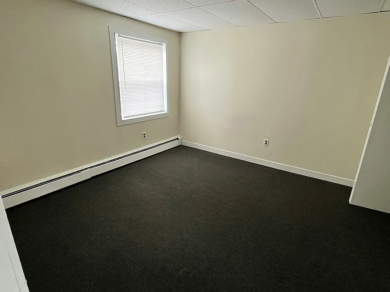 48 Main St #33 — Photo 3