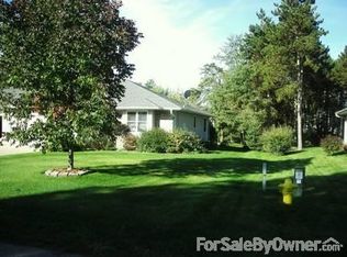301 White Oak Ave, Plover, WI 54467