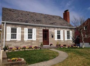 626 Greenlee Rd, Pittsburgh, PA 15227