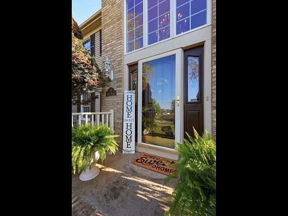 5th image of 2 Raddel Ct