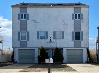 6500 Central Ave N #B, Sea Isle City, NJ 08243