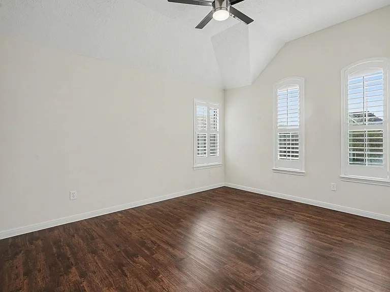 2742 Villa Pisa Ln — Photo 22