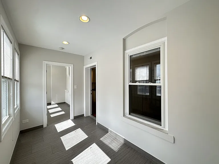 3050 N Milwaukee Ave #R3 — Photo 12