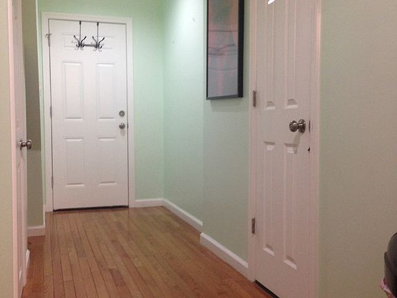 3rd image of 185 Green St Fl 2