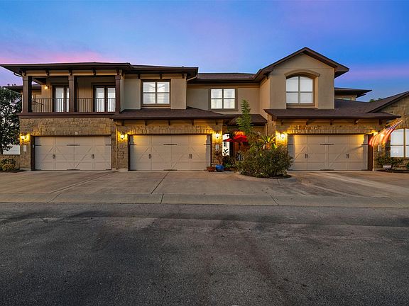 4th image of 335 Lombardia Dr #19E