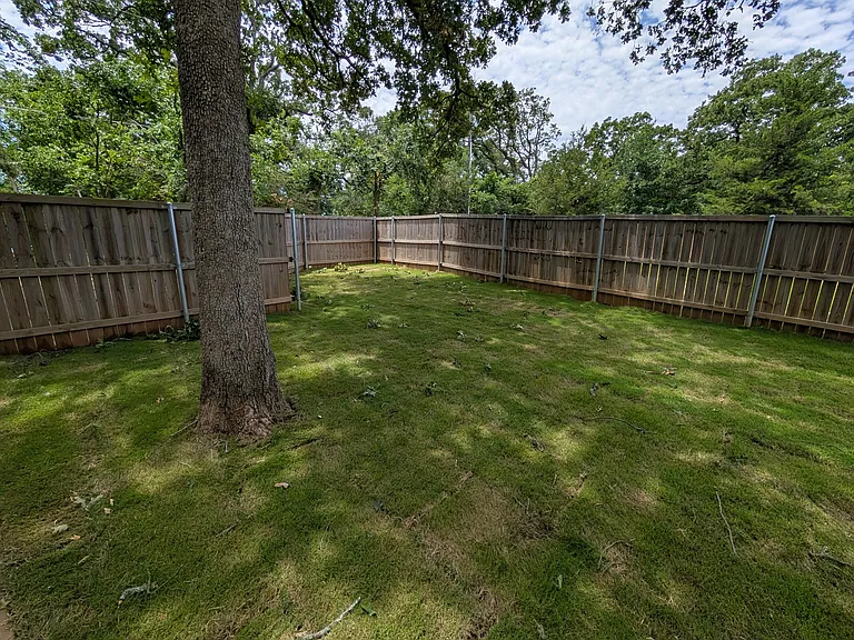 612 E Shepherd St — Photo 21