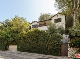 1055 Oneonta Dr, Los Angeles, CA 90065