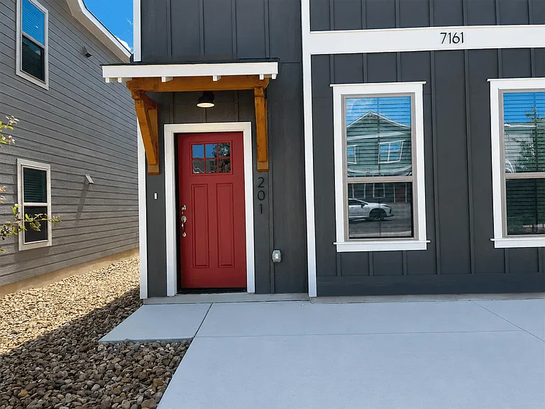 7161 Magnolia Vlg #201 — Photo 24