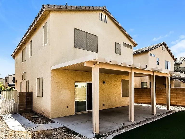 3577 Chelsea Grove St — Photo 16