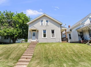1436 W 12th St, Davenport, IA 52804