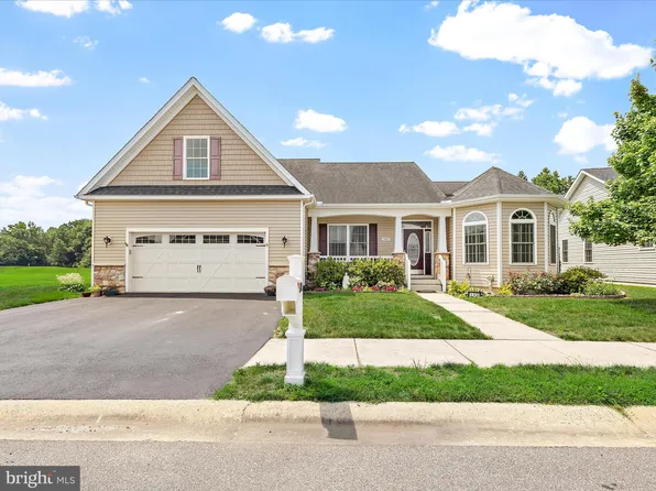 380 Nobles Pond Xing, Dover, DE 19904