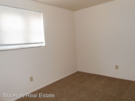 5th image of 133 E Lane Ave APT 1D