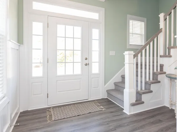 402 27th St, Virginia Beach, VA 23451