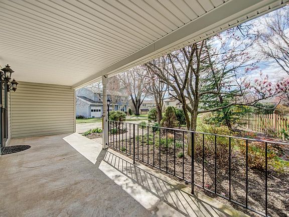 3rd image of 13041 Monterey Estates Dr