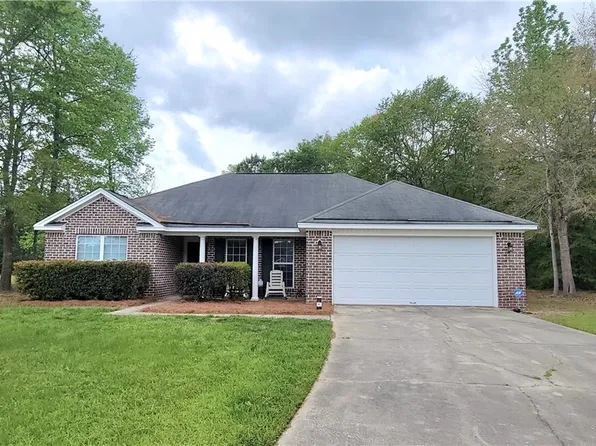 105 Harleigh Lane, Ellabell, GA 31308