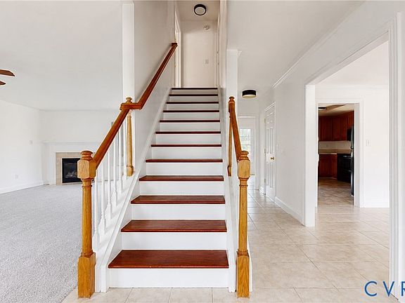 2nd image of 7207 Jessica Ln