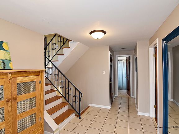 5th image of 0N511 Herrick Dr