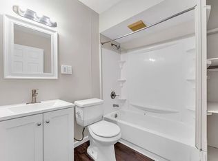 2120 Robin St APT 4, Lakewood, OH 44107