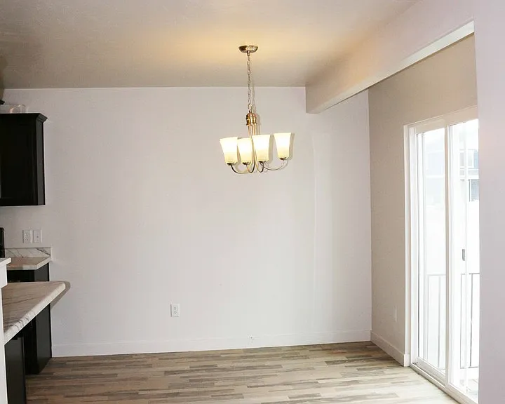 99 E Ashgrove Ln — Photo 6