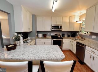 30005 Edinborough Dr, Mechanicsville, MD 20659
