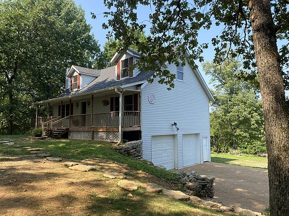 3rd image of 8521 Couchville Pike